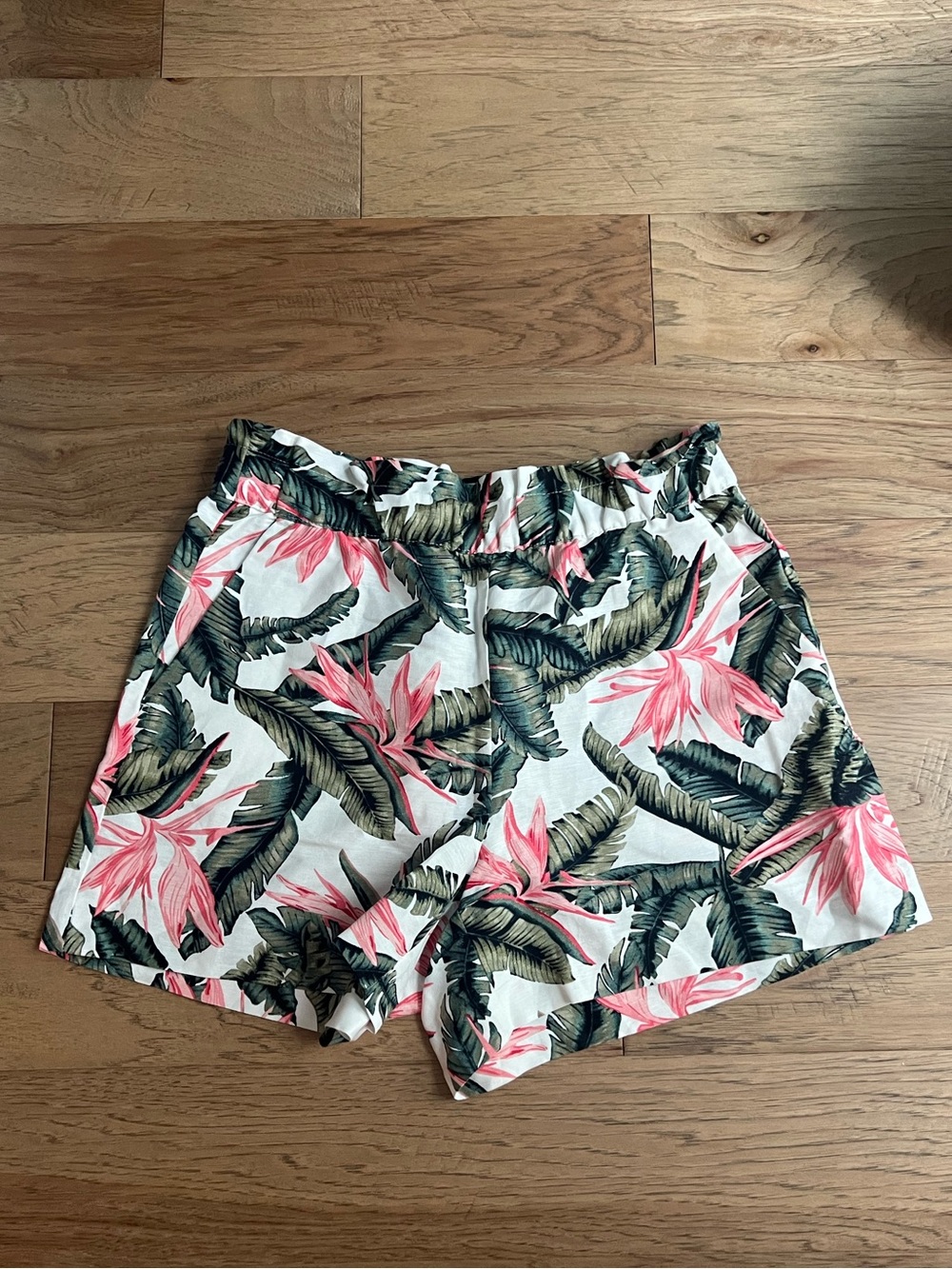LOFT Women’s Tropical Print Elastic-Waist Shorts - Pink & Green
